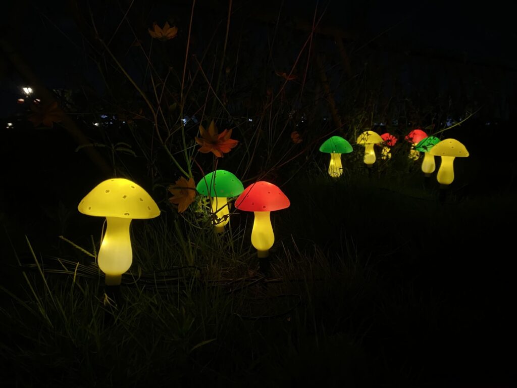 mushroom solar garden lights 15