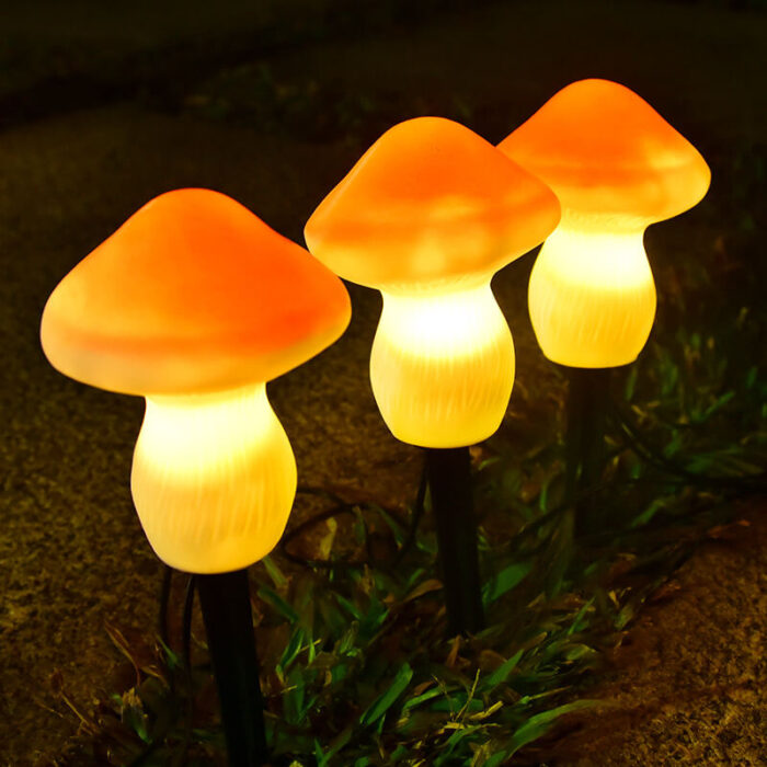 solar mushroon garden lights 1